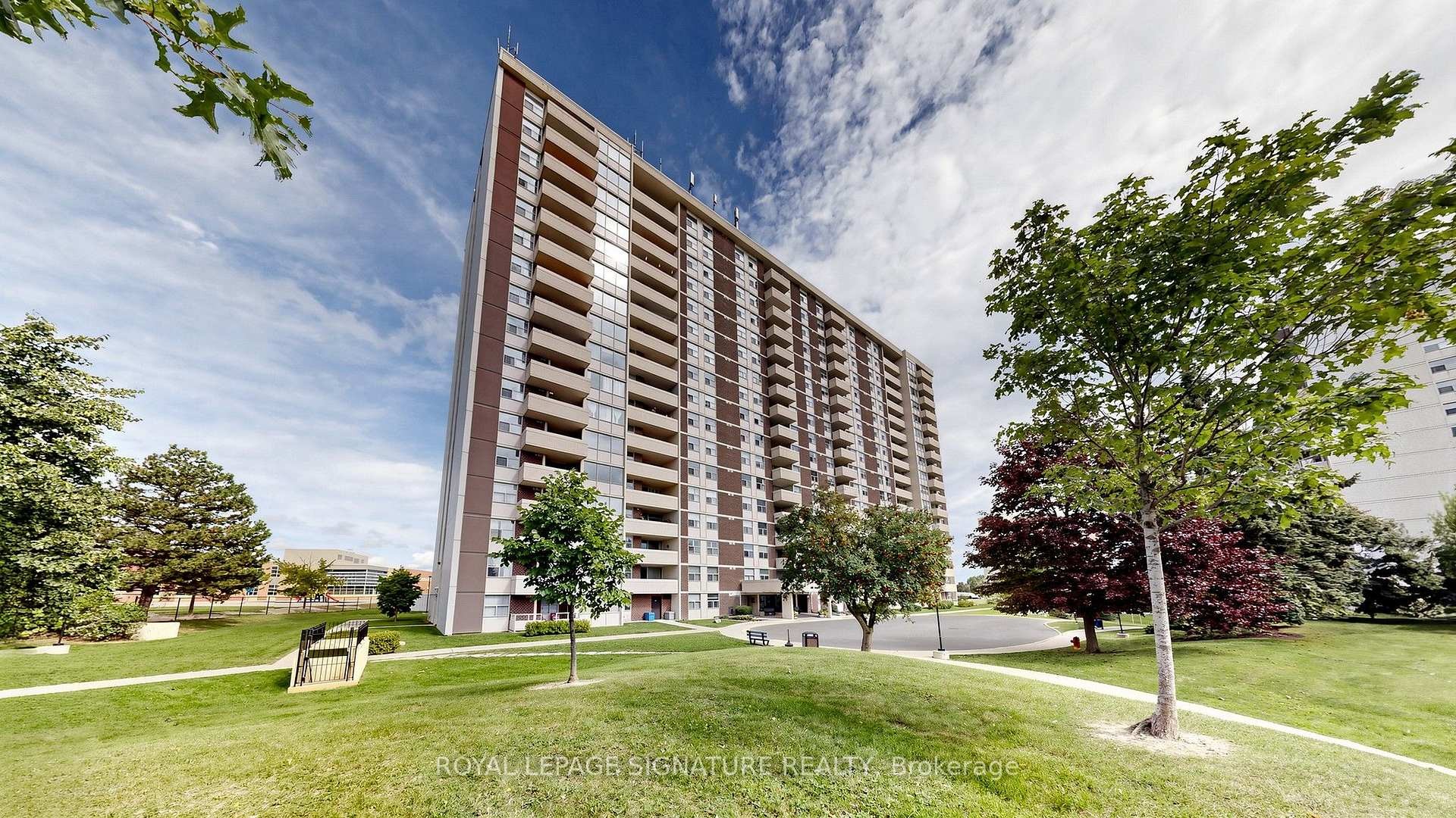 304-66 Falby Court, Ajax, ON