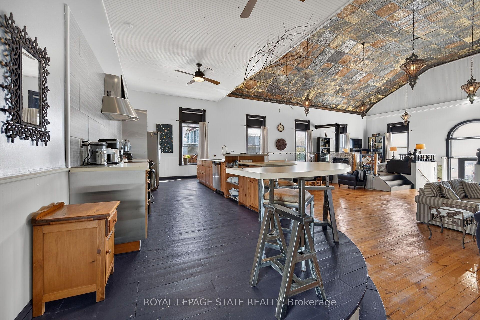 2687 North Shore Drive, Haldimand, ON