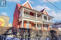 217 GLADSTONE AVENUE Toronto, ON M6J 3L5
