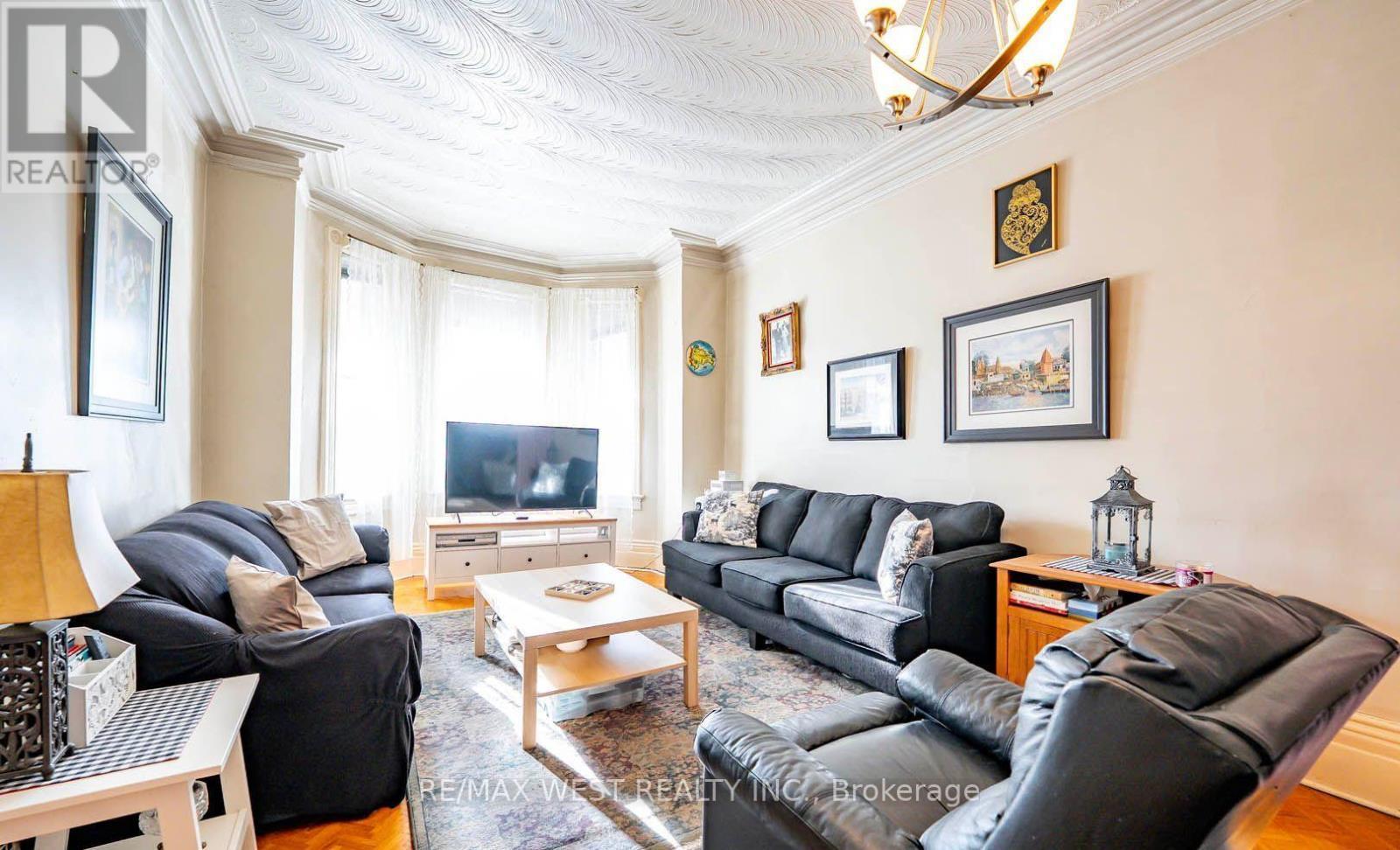 217 Gladstone Avenue, Toronto, ON