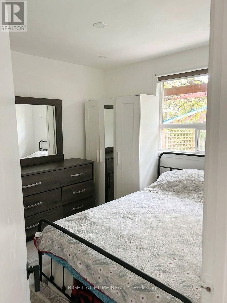 58 Deanvar Avenue, Toronto, ON
