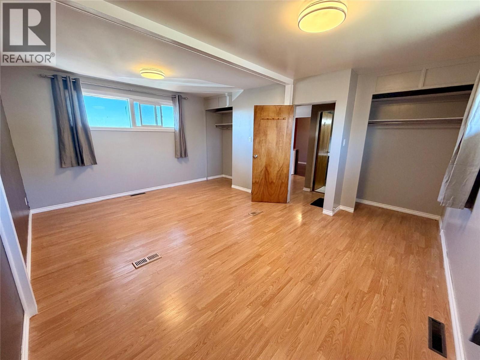 1916 93 Avenue, Dawson Creek, BC