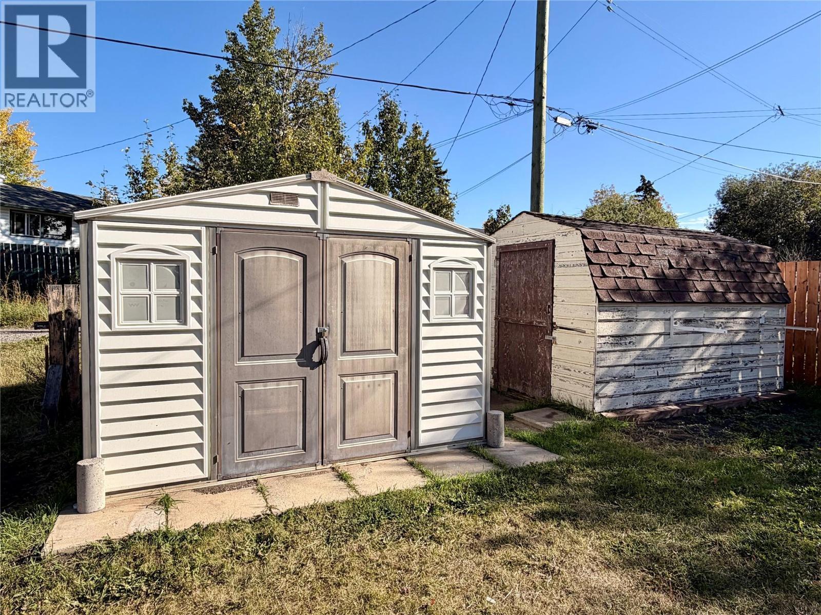 1916 93 Avenue, Dawson Creek, BC