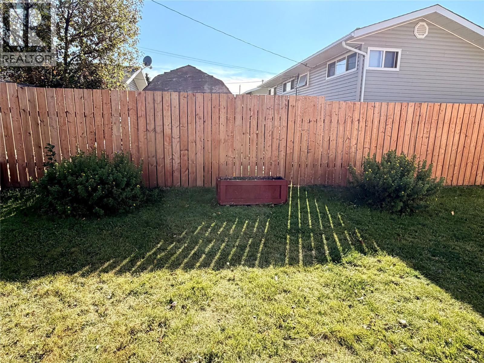 1916 93 Avenue, Dawson Creek, BC