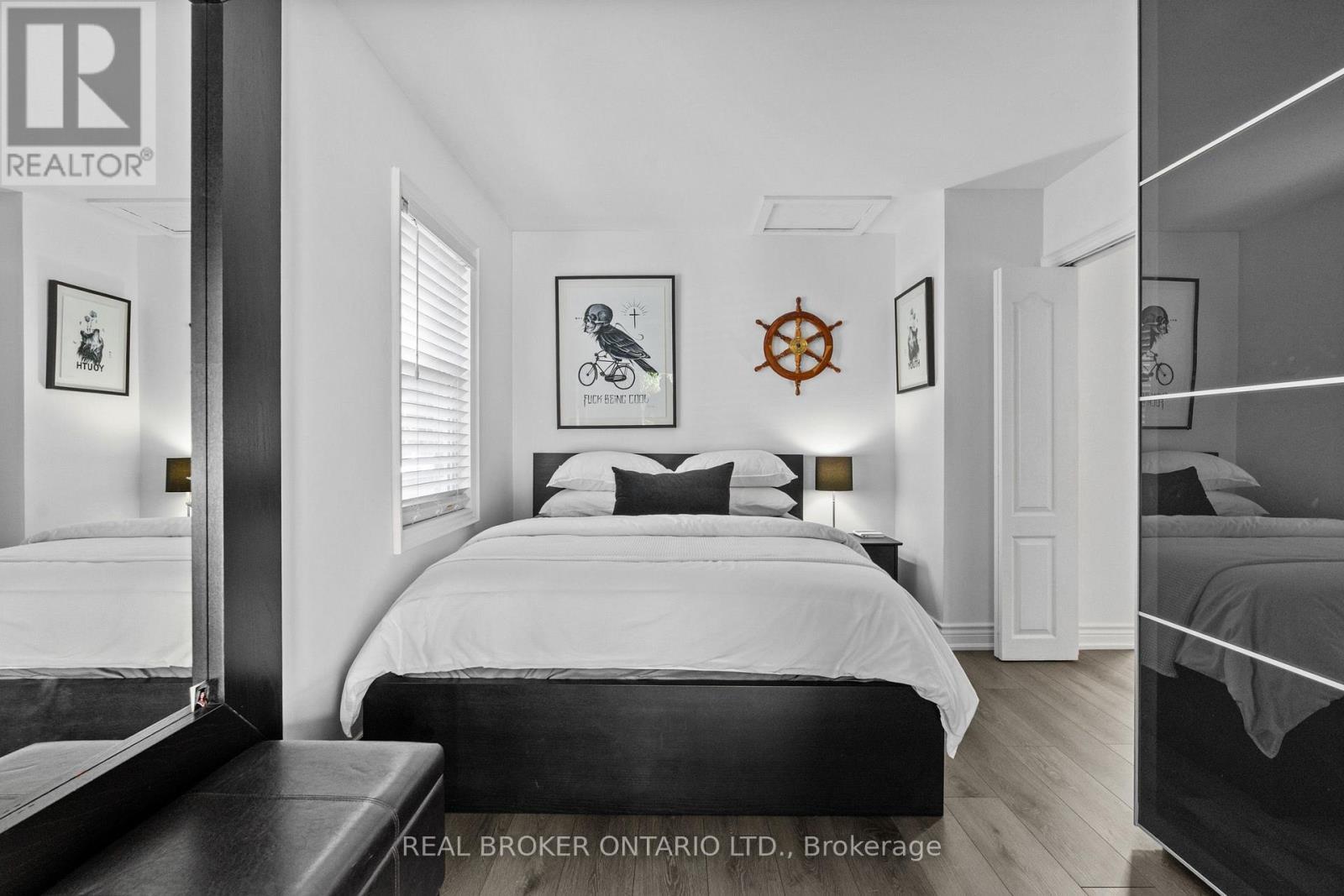5 Acorn Avenue, Toronto, ON