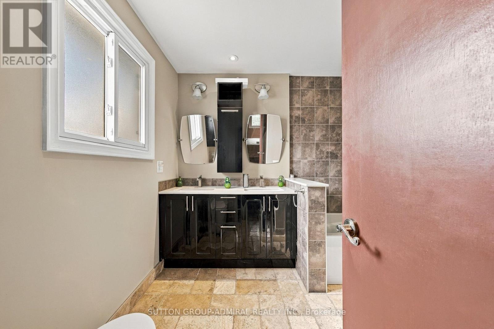 1871 Silverberry Crescent, Mississauga, ON