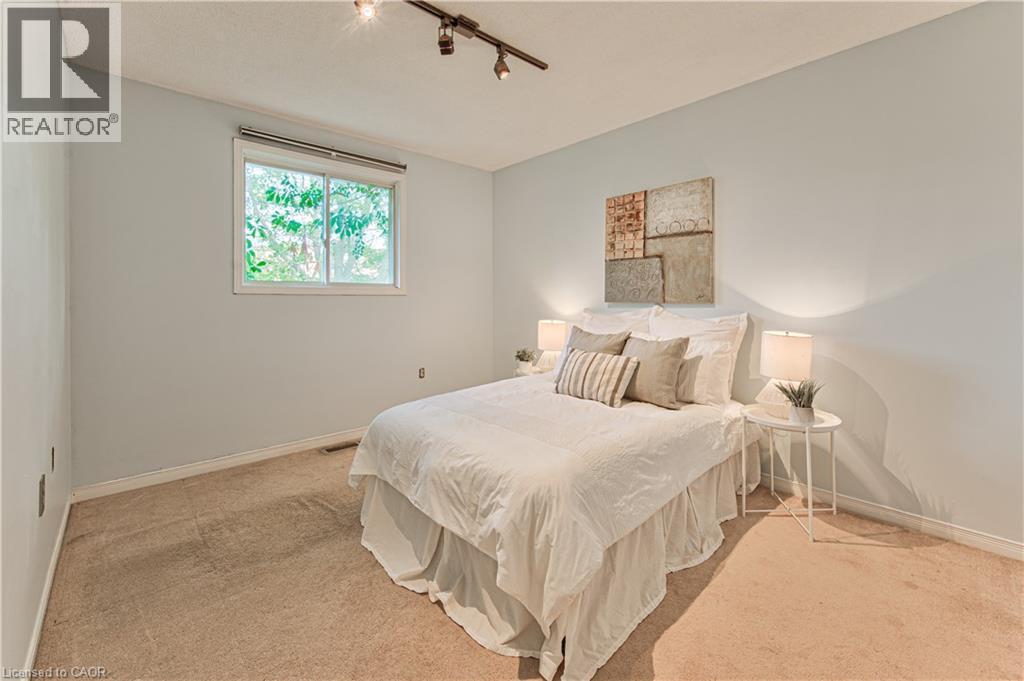 86 Chelsea Crescent, Stoney Creek, ON
