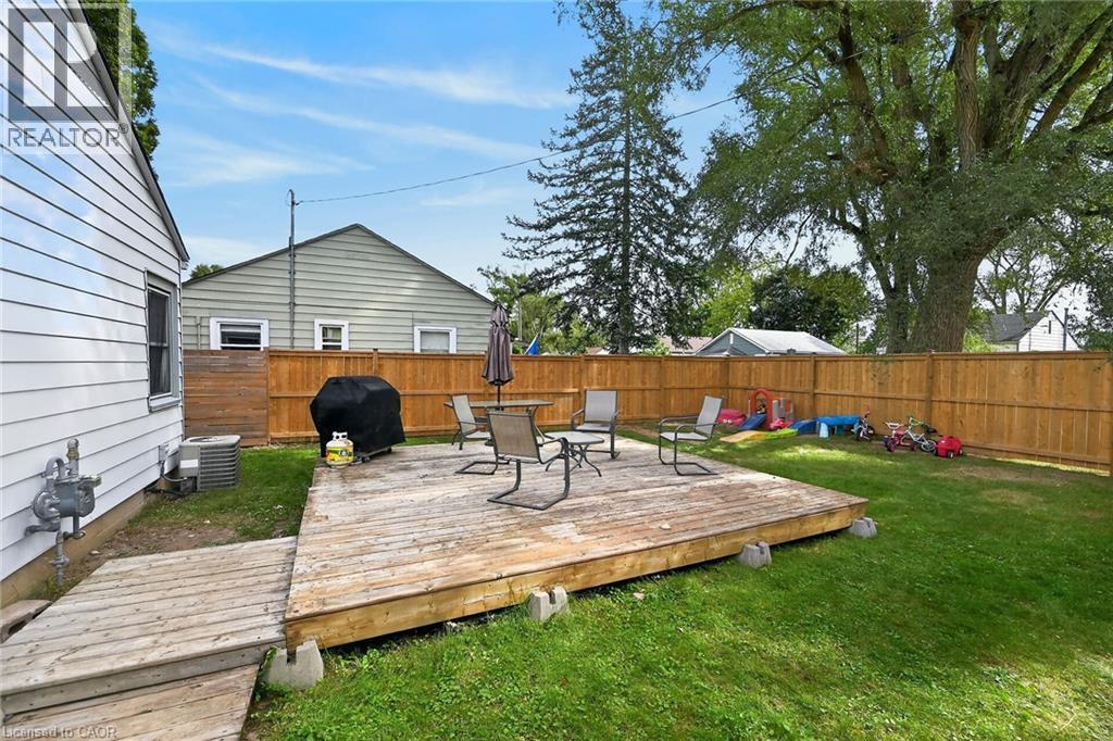 82 Division Street, Brantford, ON