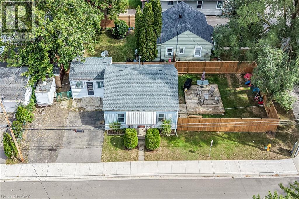 82 Division Street, Brantford, ON