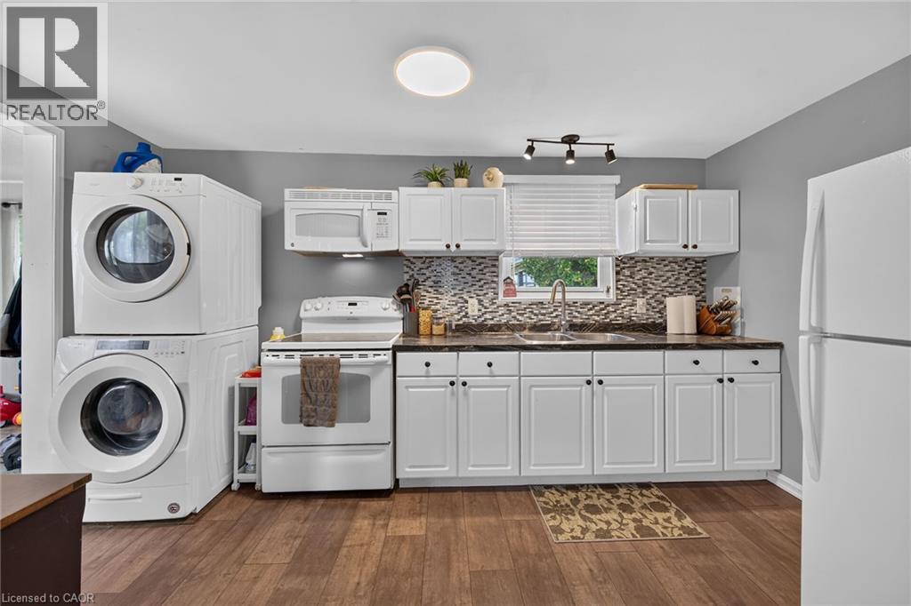 82 Division Street, Brantford, ON
