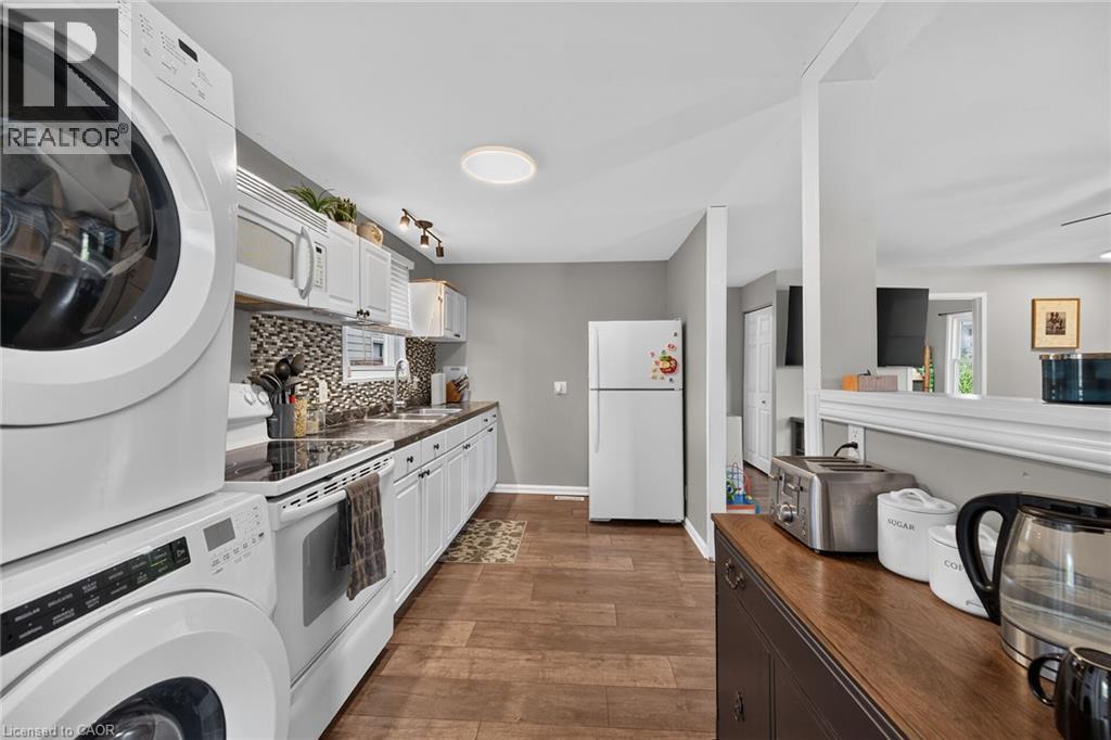 82 Division Street, Brantford, ON