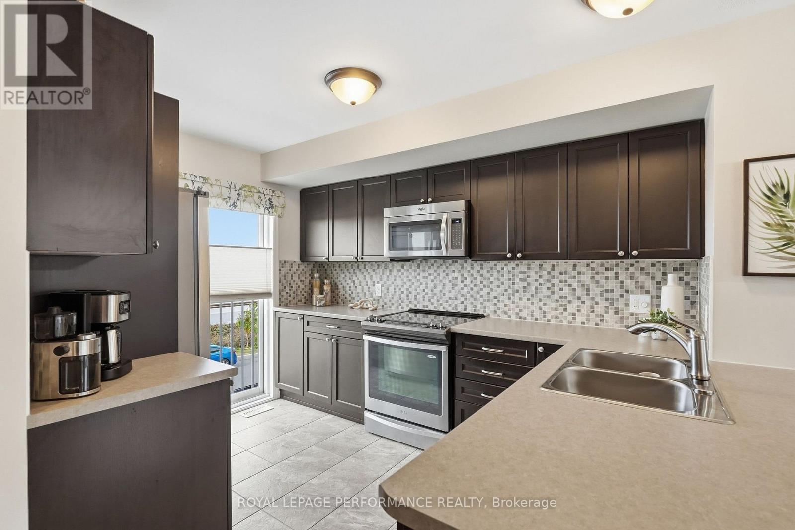 275 Eric Czapnik Way, Ottawa, ON