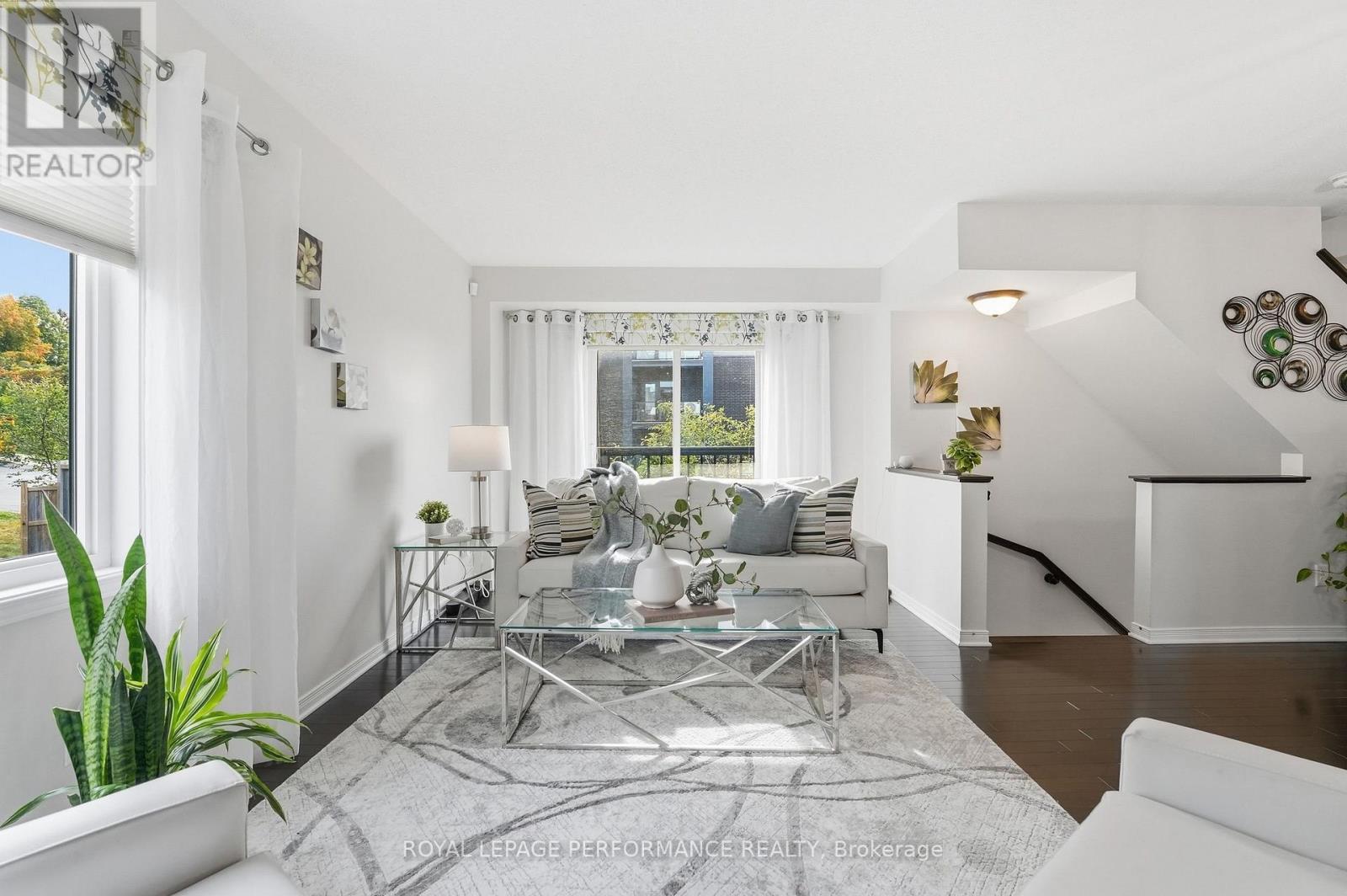 275 Eric Czapnik Way, Ottawa, ON