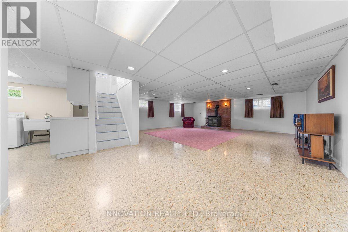 25 Brent Avenue, Ottawa, ON