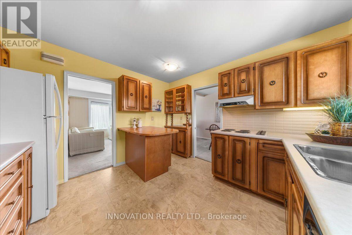 25 Brent Avenue, Ottawa, ON