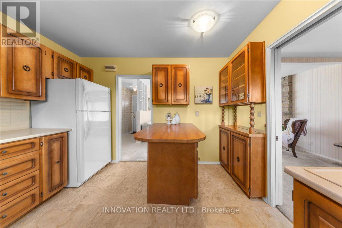 25 Brent Avenue, Ottawa, ON