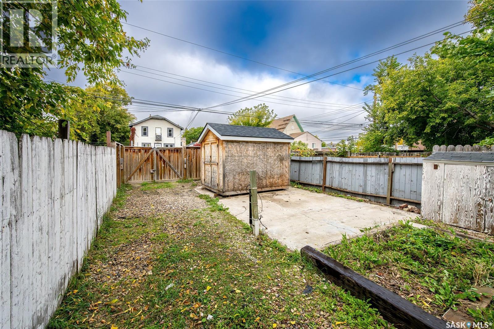 321 E Avenue S, Saskatoon, SK