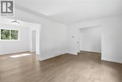 27 CUMMINGTON Place Welland, ON L3C 6A9