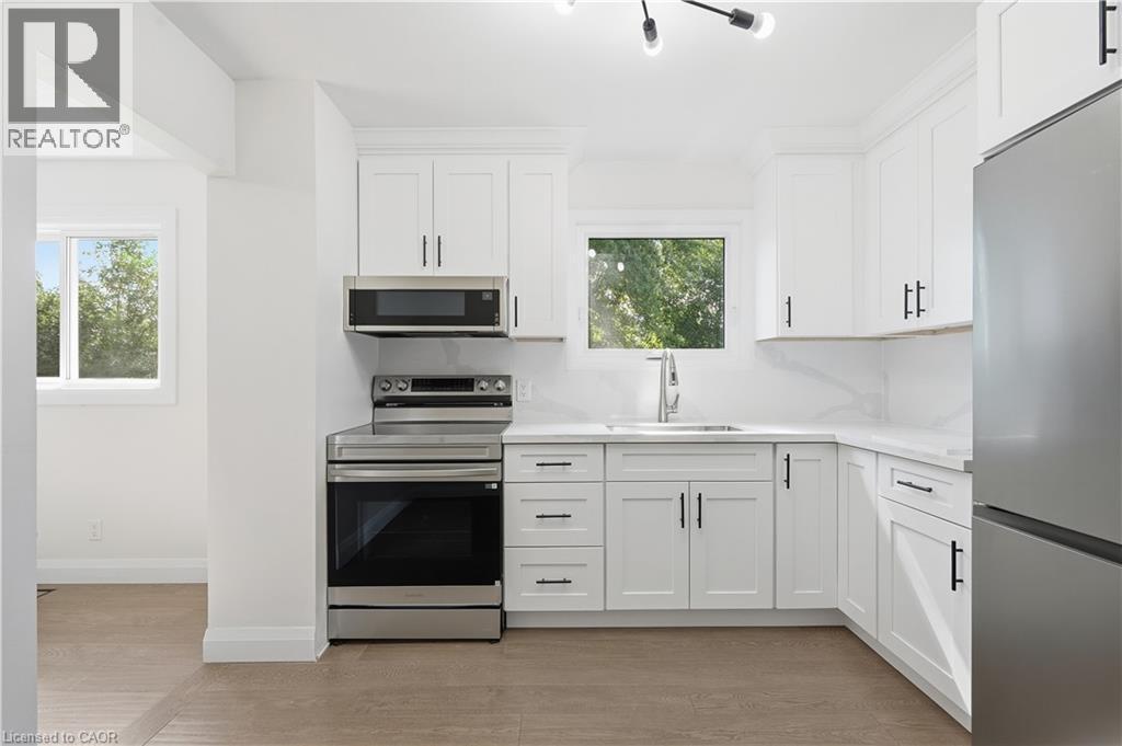 27 Cummington Place, Welland, ON