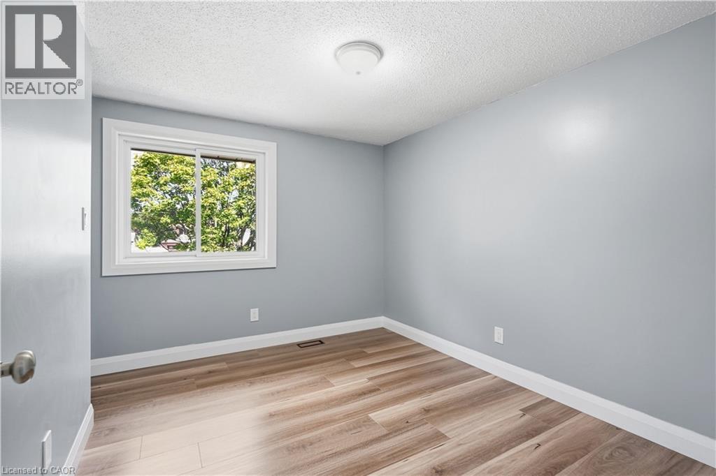 27 Cummington Place, Welland, ON