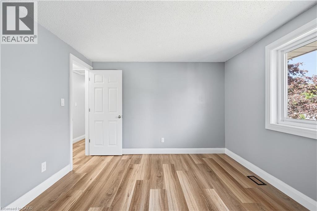 27 Cummington Place, Welland, ON