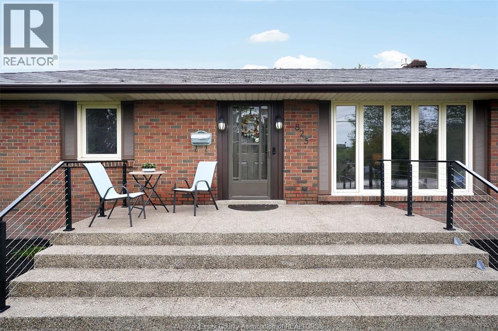 825 Morton Drive, Lasalle, ON