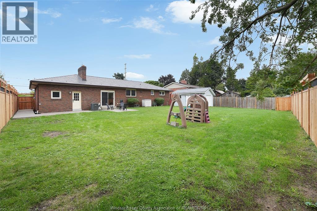 825 Morton Drive, Lasalle, ON