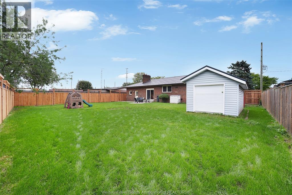 825 Morton Drive, Lasalle, ON