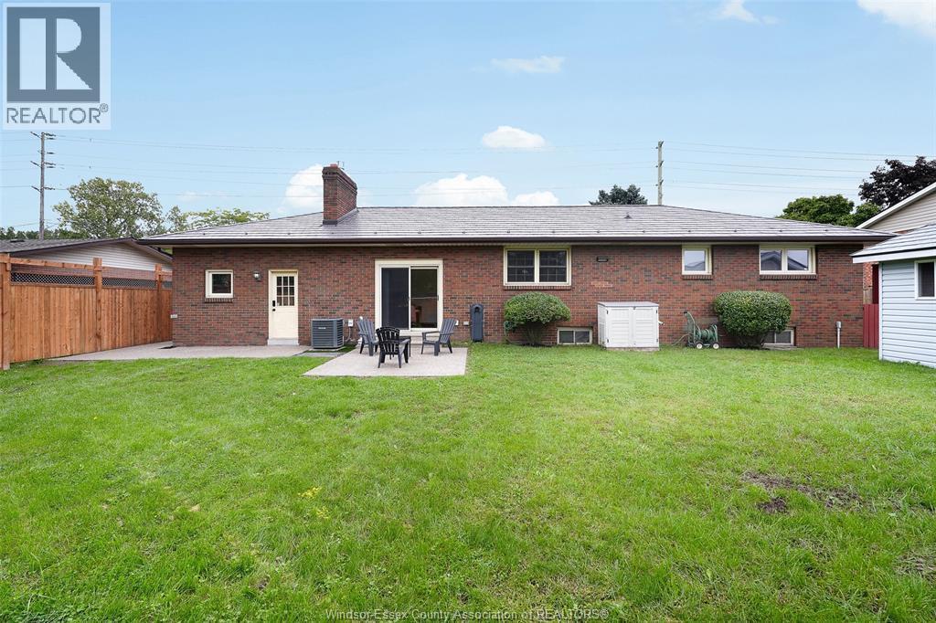 825 Morton Drive, Lasalle, ON