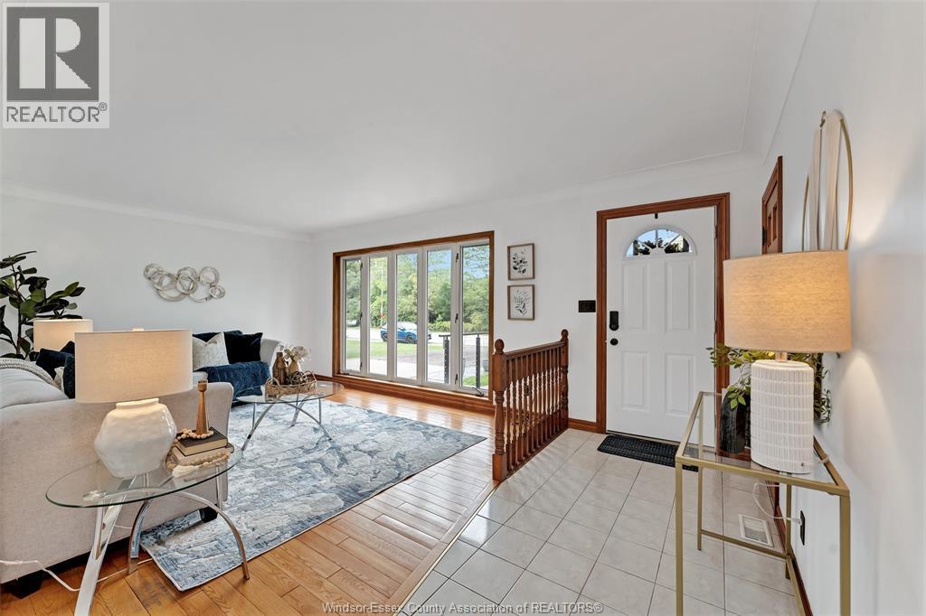 825 Morton Drive, Lasalle, ON