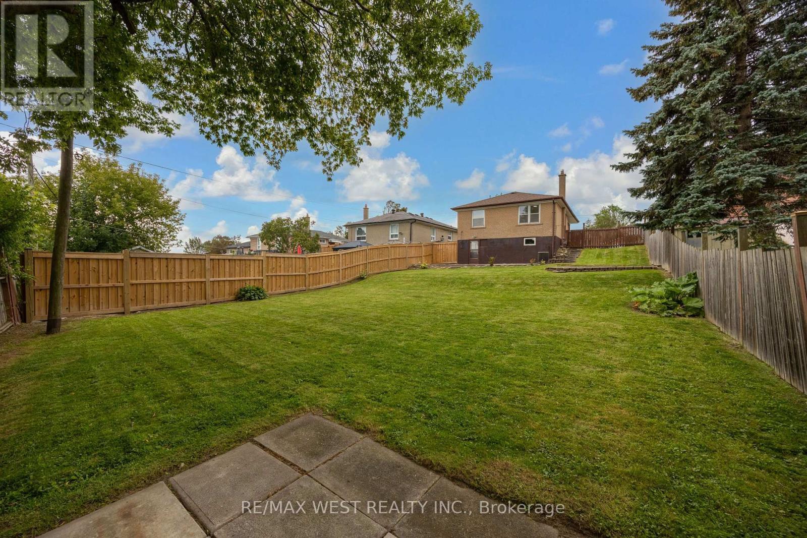 1331 Sharbot Street, Oshawa, ON