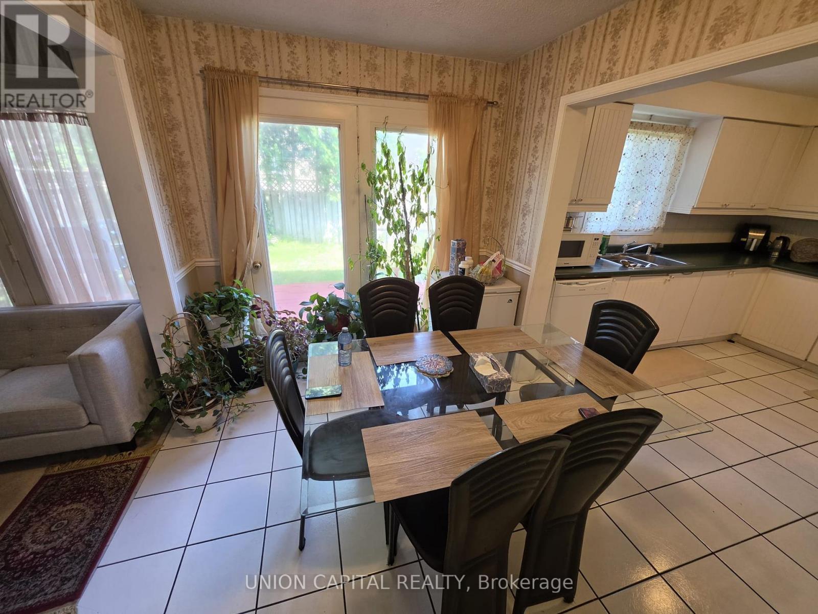 2363 Strathmore Crescent, Pickering, ON