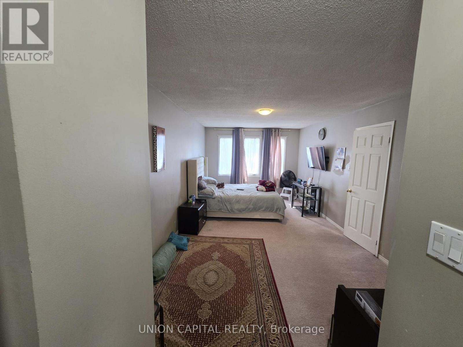 2363 Strathmore Crescent, Pickering, ON