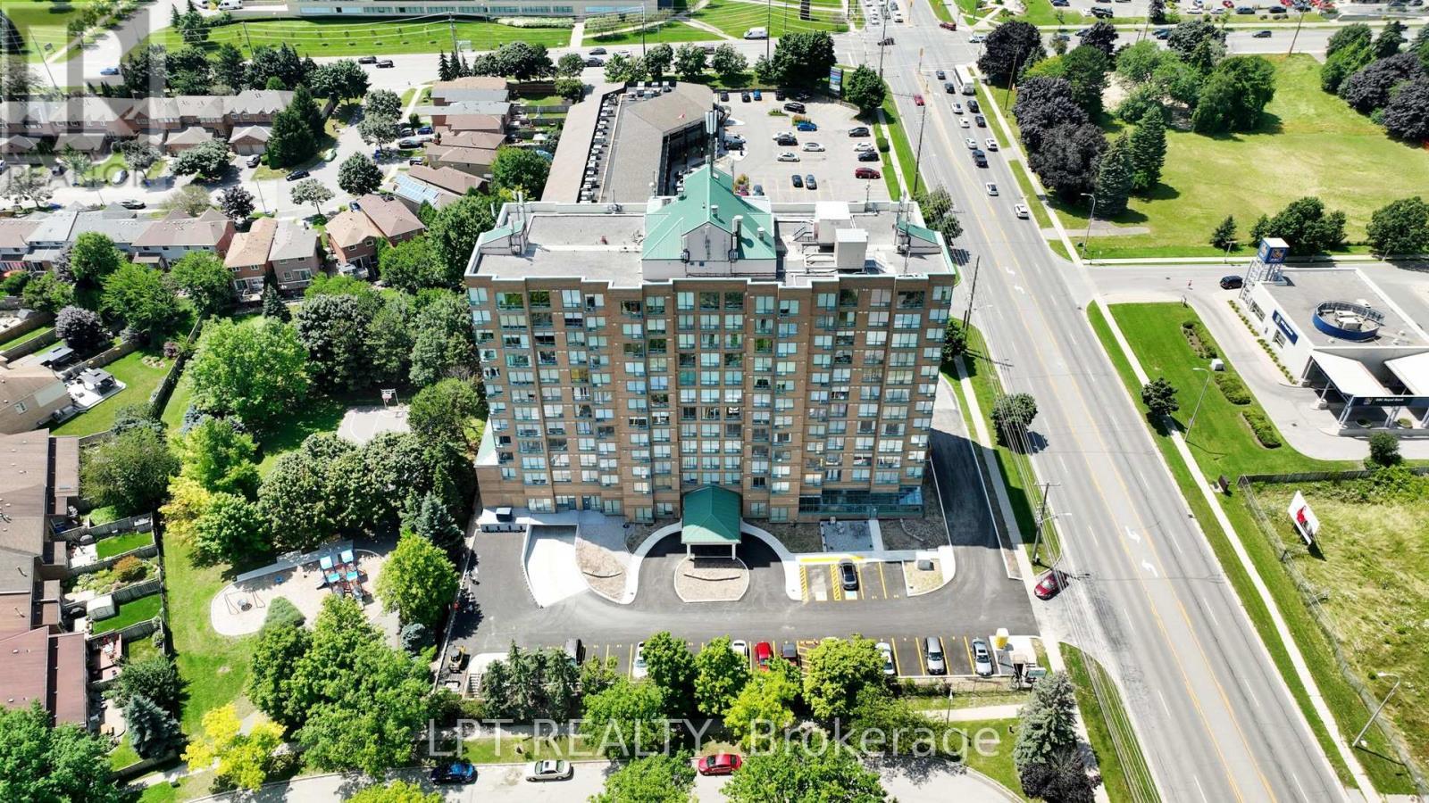505 - 711 Rossland Road E, Whitby, ON