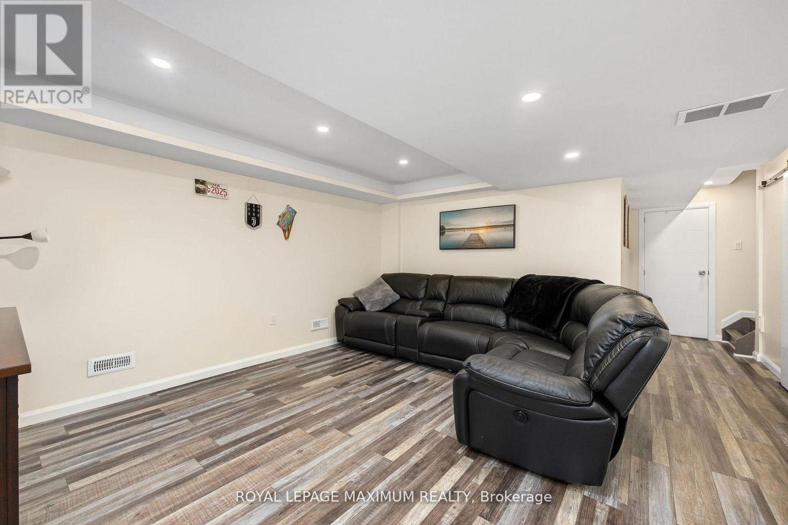 52 Pottery Place, Vaughan, ON