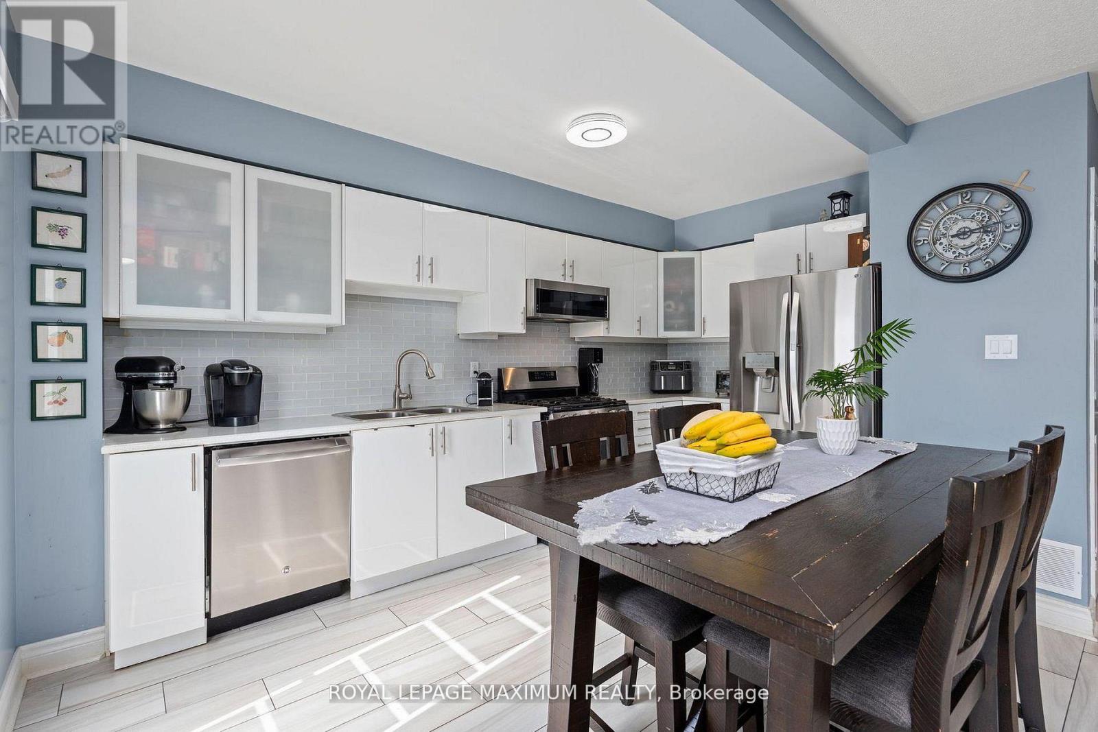 52 Pottery Place, Vaughan, ON