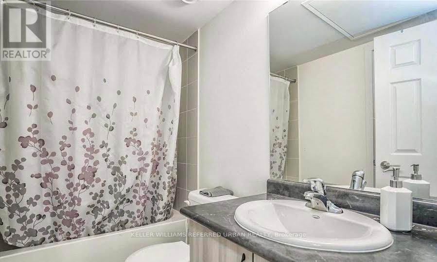 25 - 630 Rogers Road, Toronto, ON
