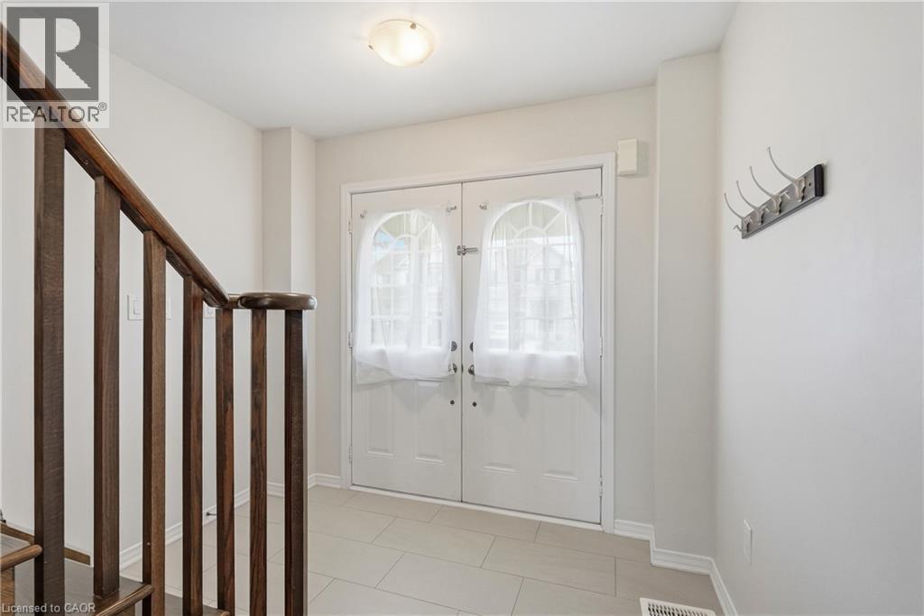 23 Patterson Drive, Caledonia, ON