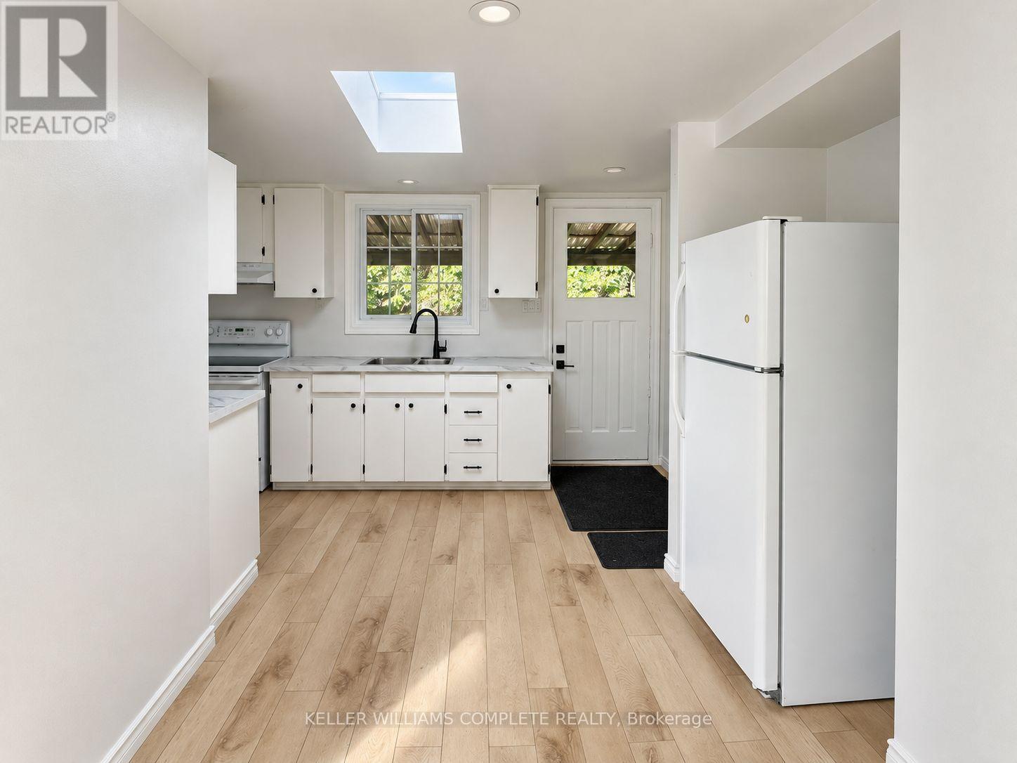 99 Bunting Road, St. Catharines (E. Chester), ON