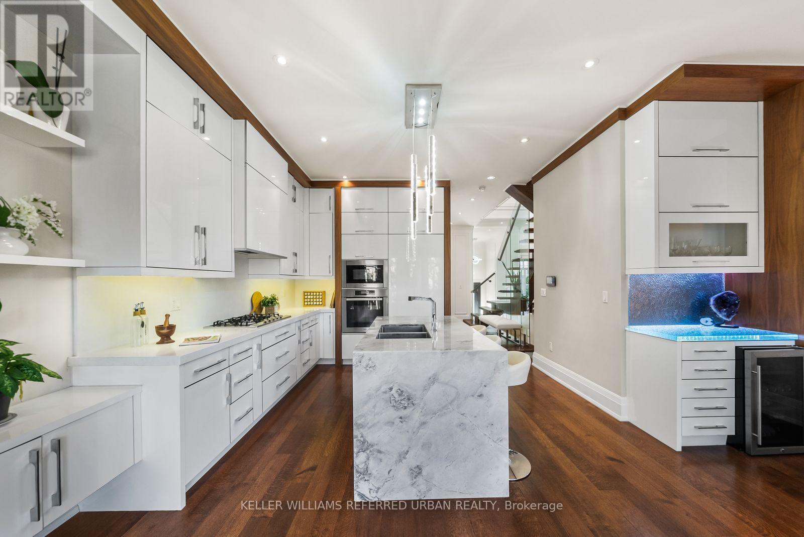 32 Cranbrooke Avenue, Toronto, ON