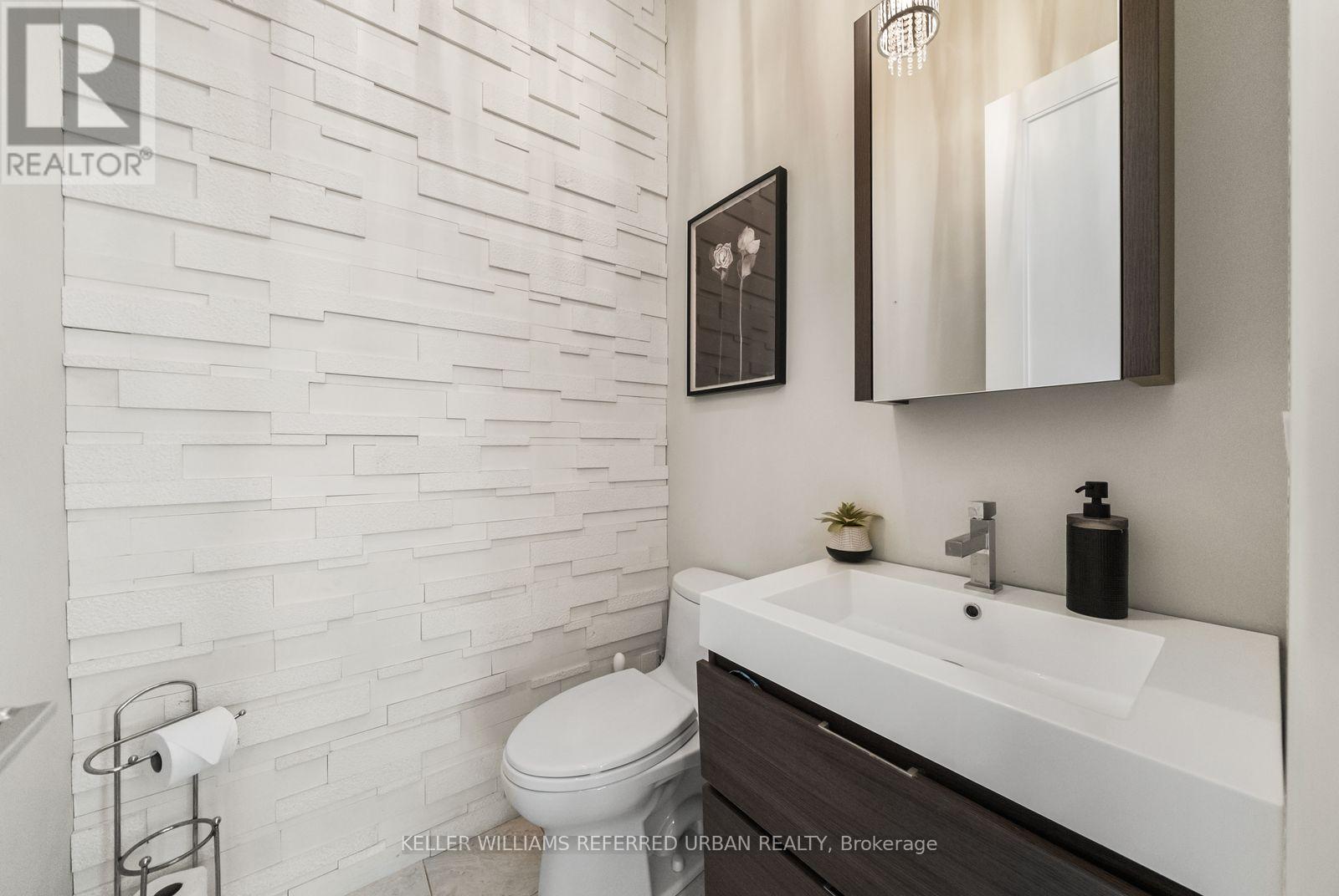 32 Cranbrooke Avenue, Toronto, ON