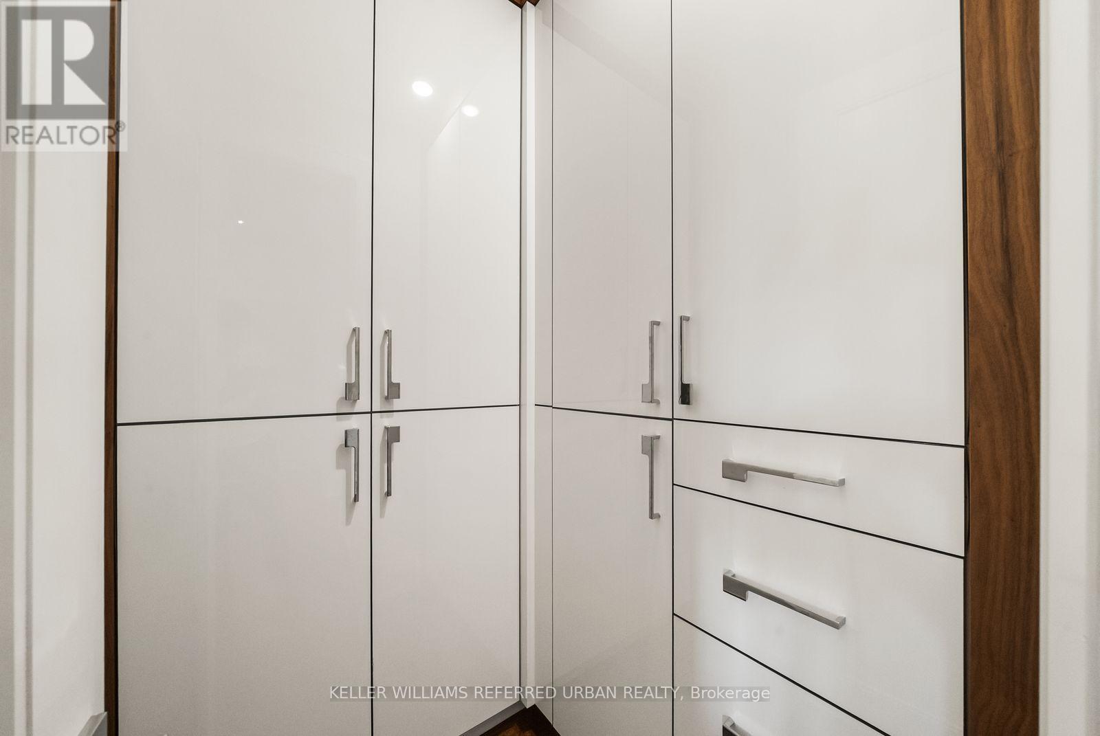 32 Cranbrooke Avenue, Toronto, ON