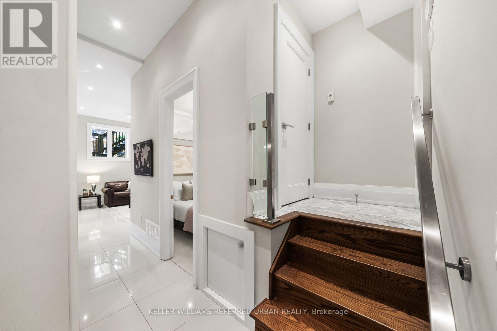 32 Cranbrooke Avenue, Toronto, ON