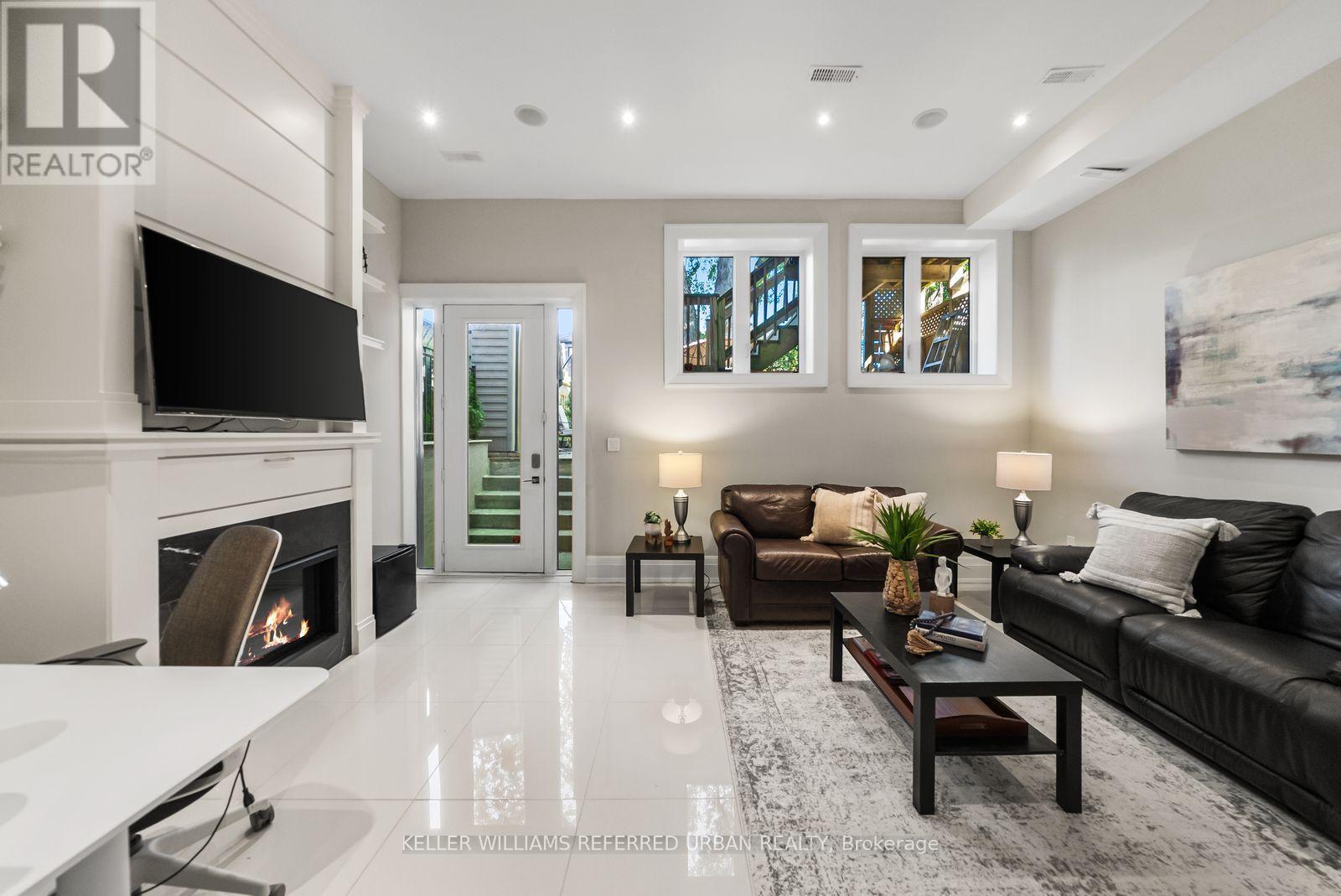 32 Cranbrooke Avenue, Toronto, ON