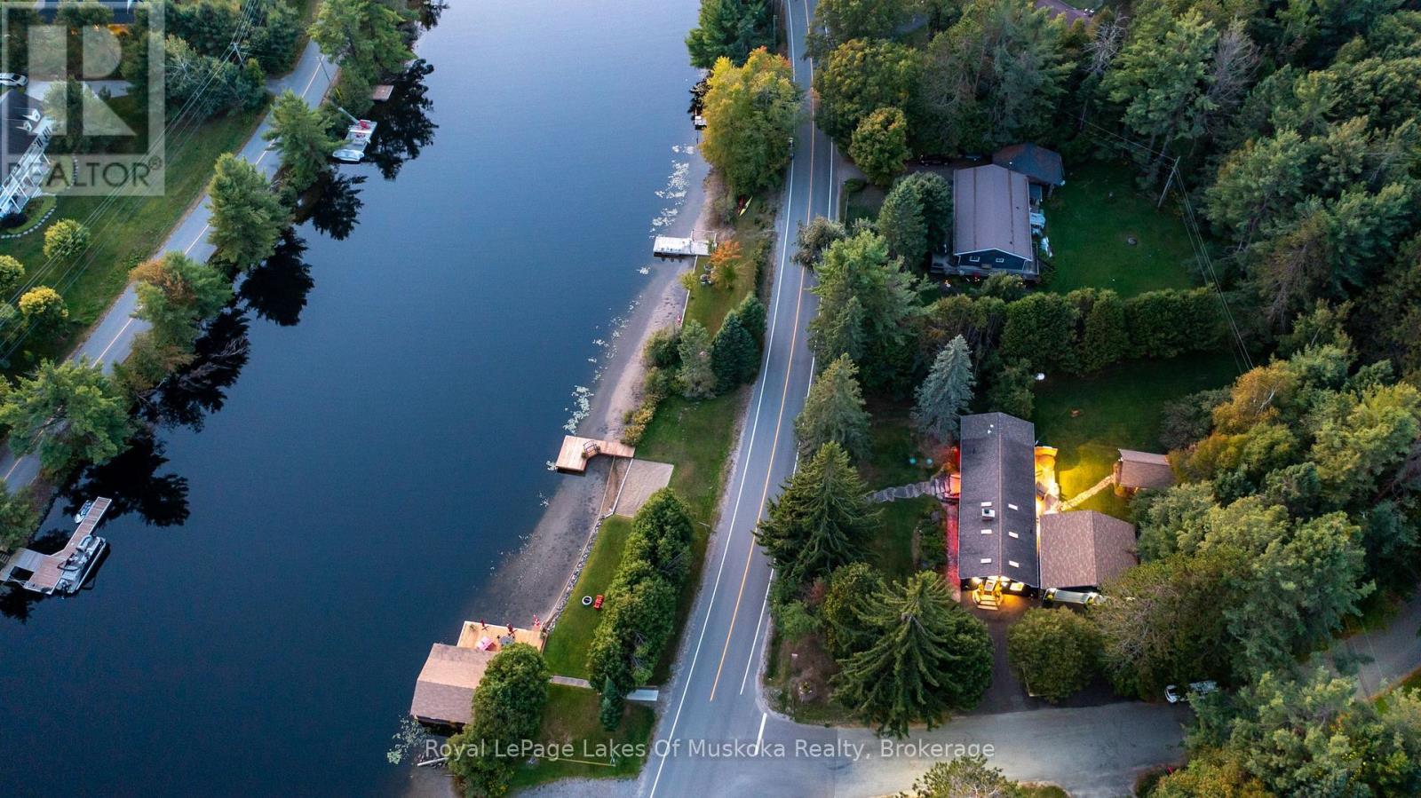 Property at night - 2 Leslie Drive W, Bracebridge (Monck (Bracebridge)), ON