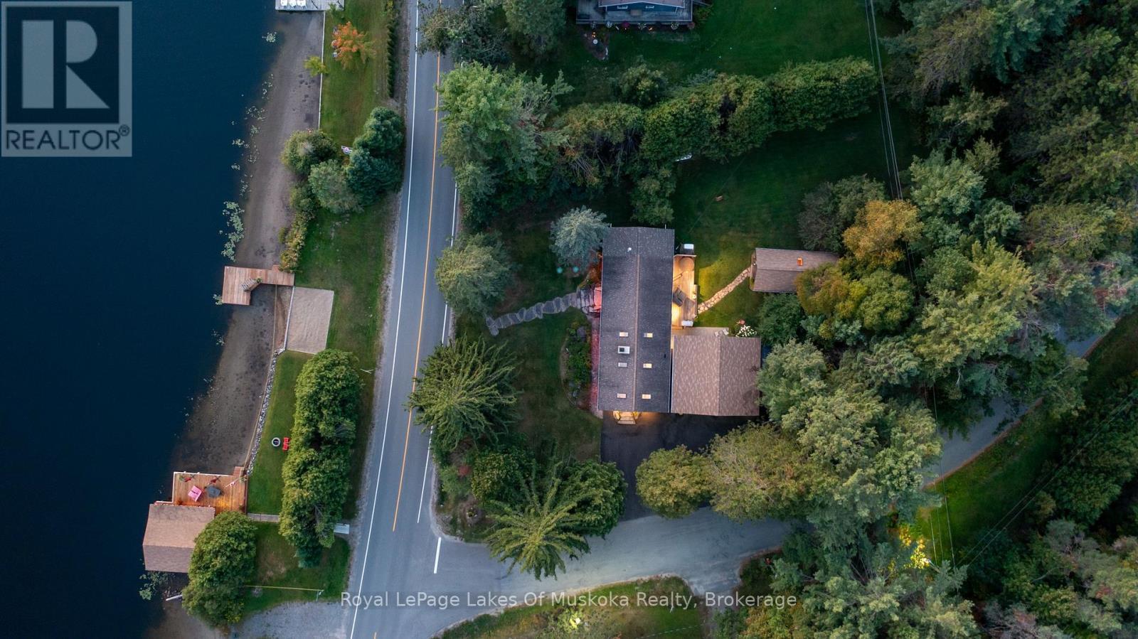it is quite the property!! - 2 Leslie Drive W, Bracebridge (Monck (Bracebridge)), ON