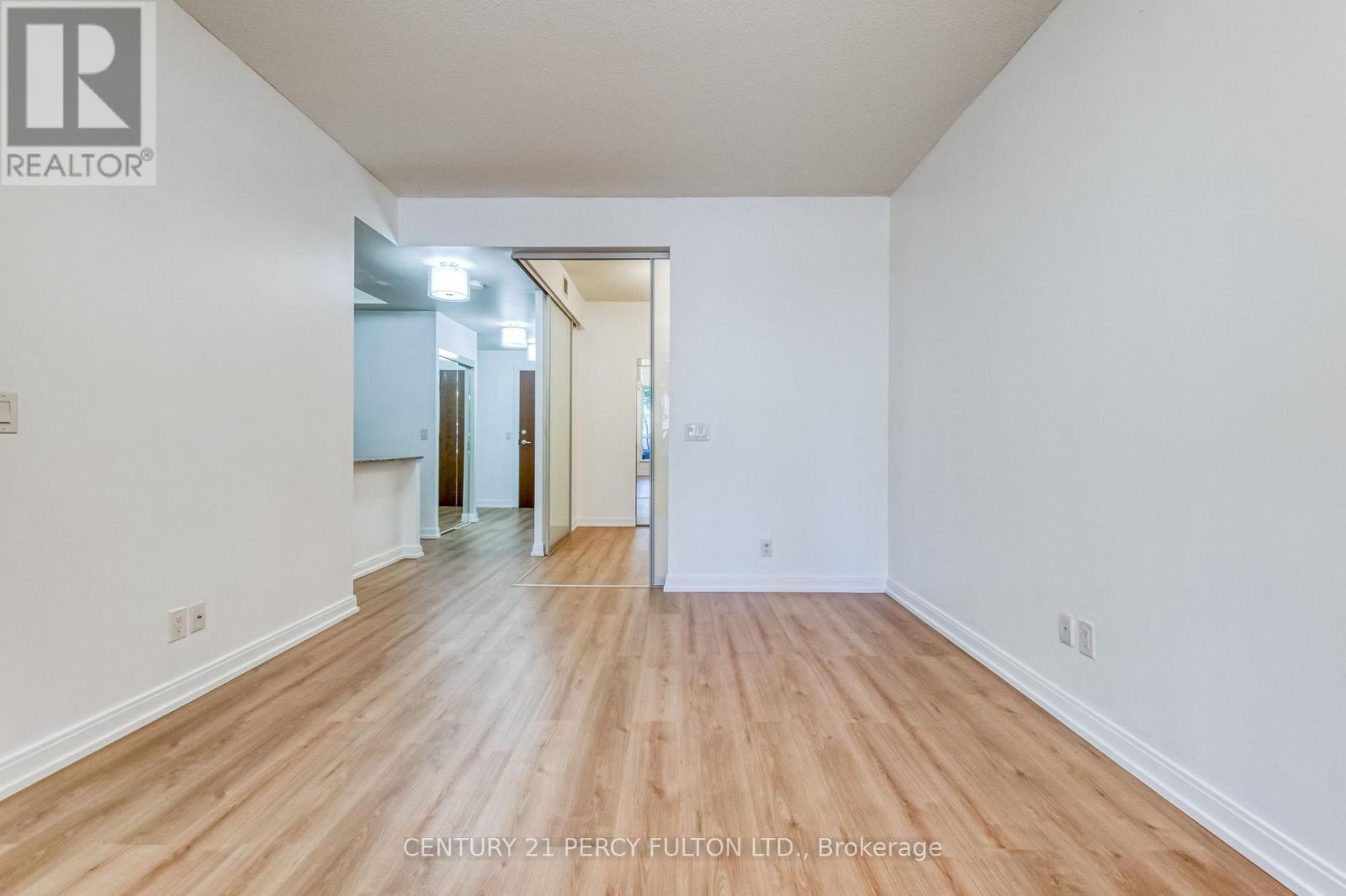 116 - 181 Village Green Square, Toronto, ON