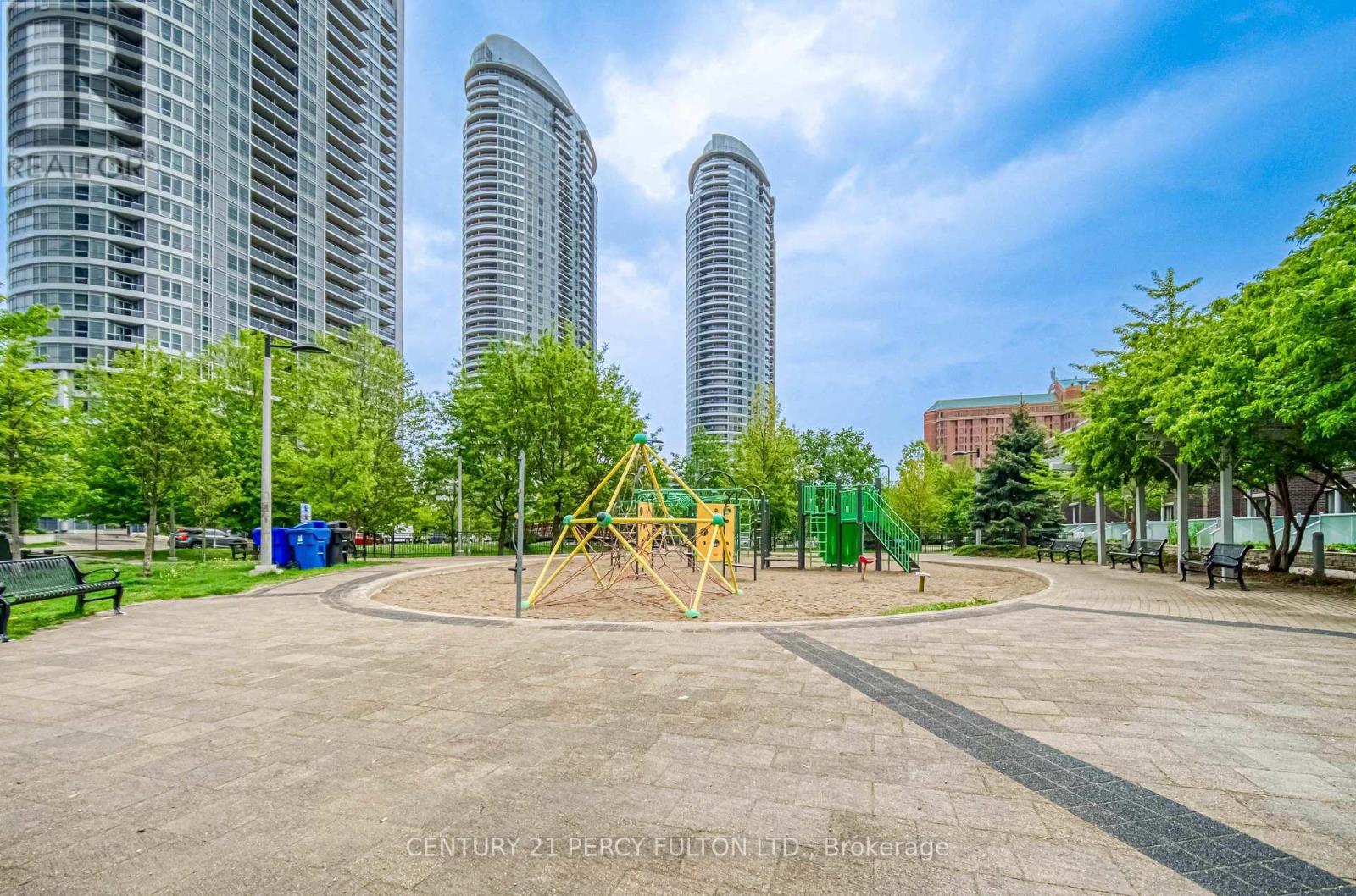 116 - 181 Village Green Square, Toronto, ON
