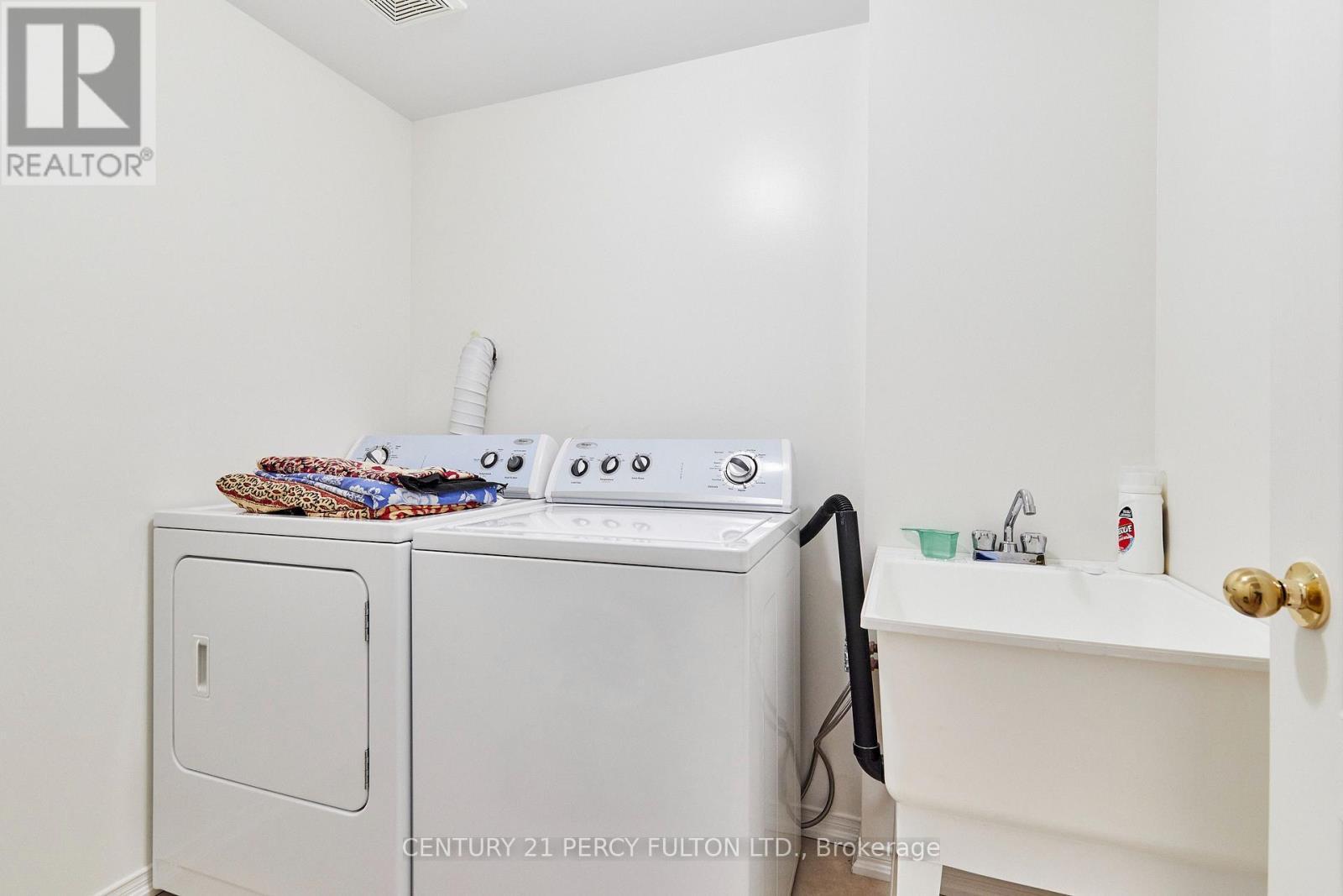 Laundry Room - 8 Knowles Street, Ajax, ON