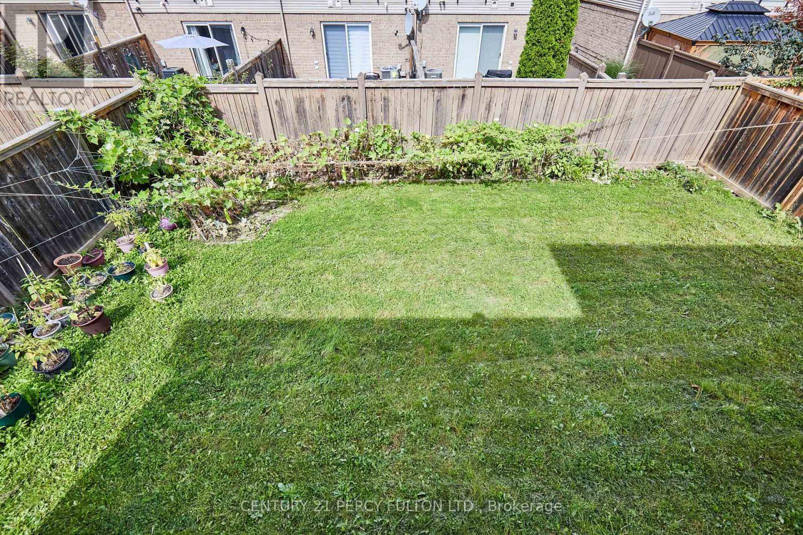 8 Knowles Street, Ajax, ON